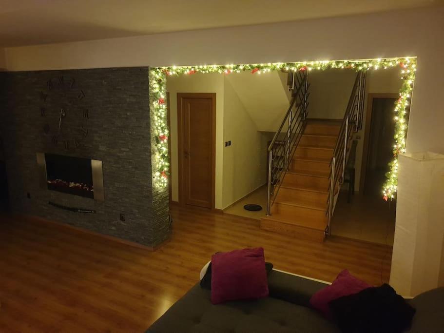 Mezonetovy Apartman V Centre Novej Dubnice Ilava Exterior foto